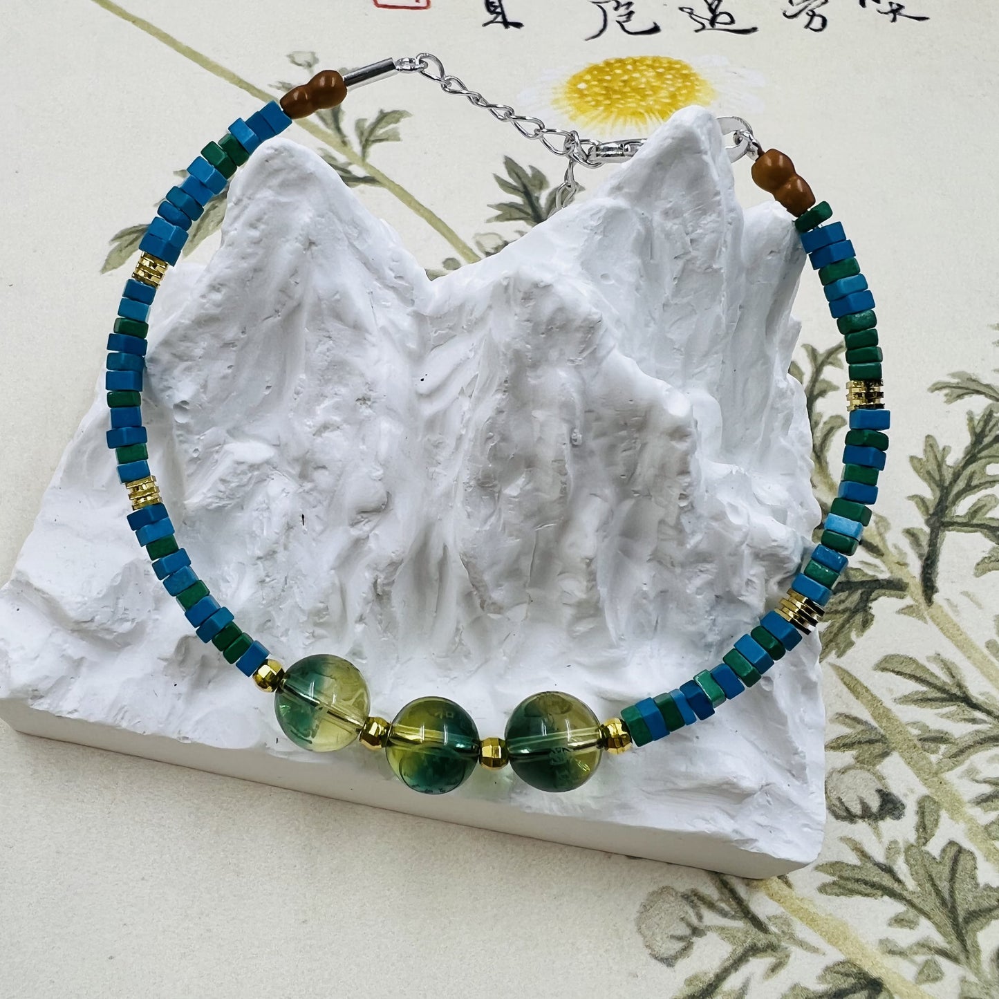 Azure Glimmer in Secluded Dream