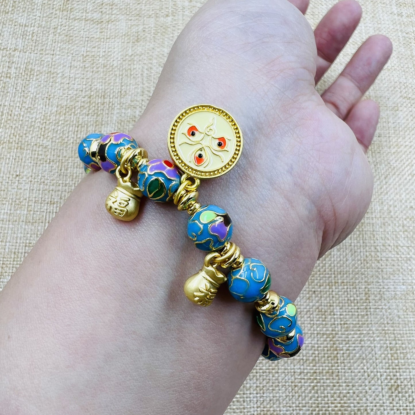 8mm Orchid's Tranquil Elegance Prevails